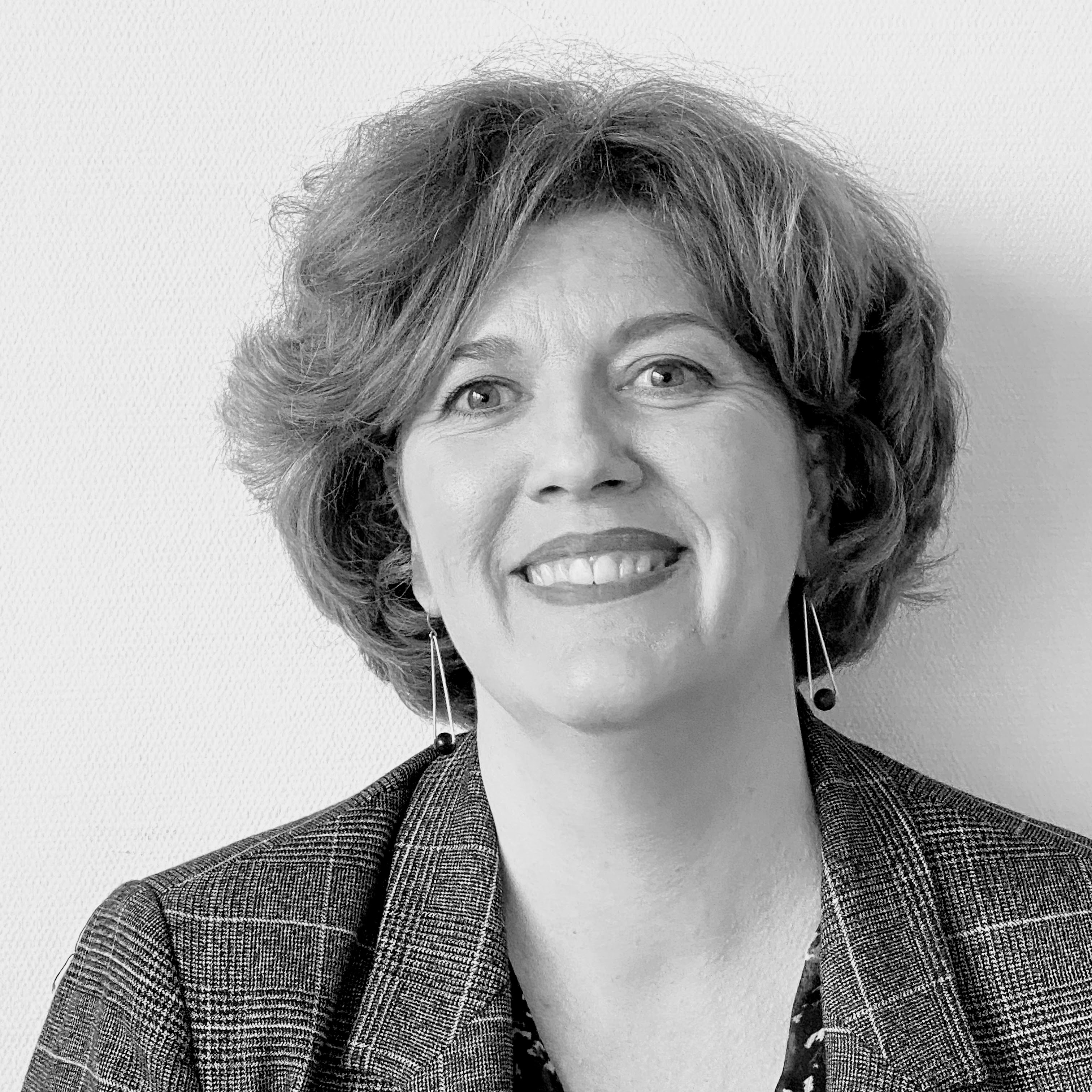hélioservice-equipe-Mélanie-responsable-commerciale 